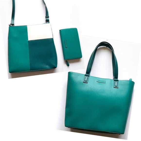 Vera Bradley Handbags - Vera Bradley 3pc Composition Tote Crossbody Wallet